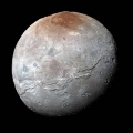 New Horizons: su Caronte una frattura quattro volte più estesa del Grand Canyon