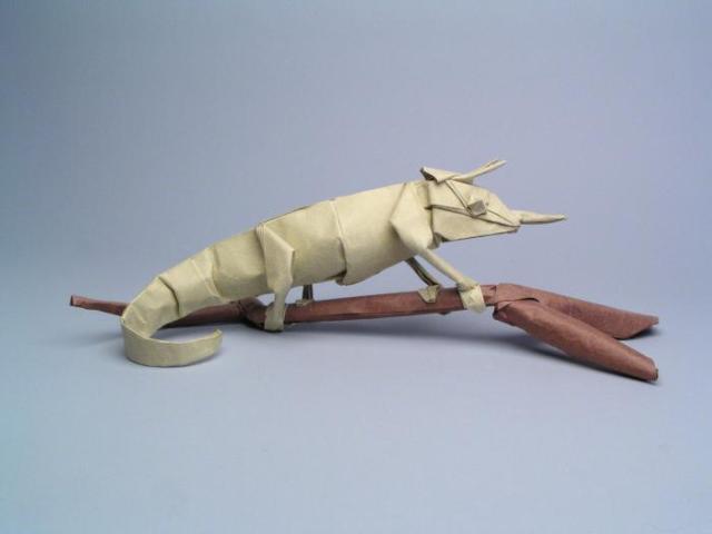 Jackson’s Chamaleon, Opus 308. Artist:Robert J. Lang (1994)