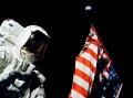 Dove nessuna bandiera è mai stata prima: la storia della bandiera americana sulla Luna